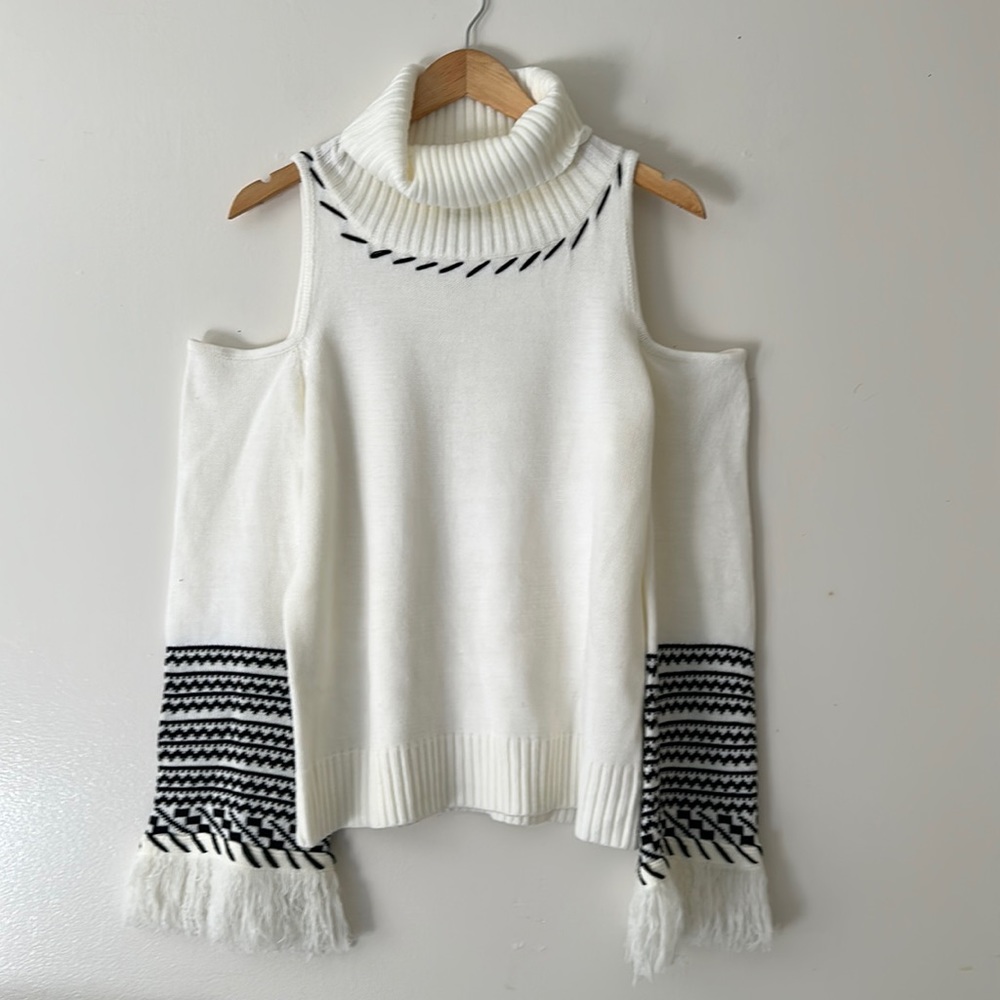Venus Cream Sweater Top
